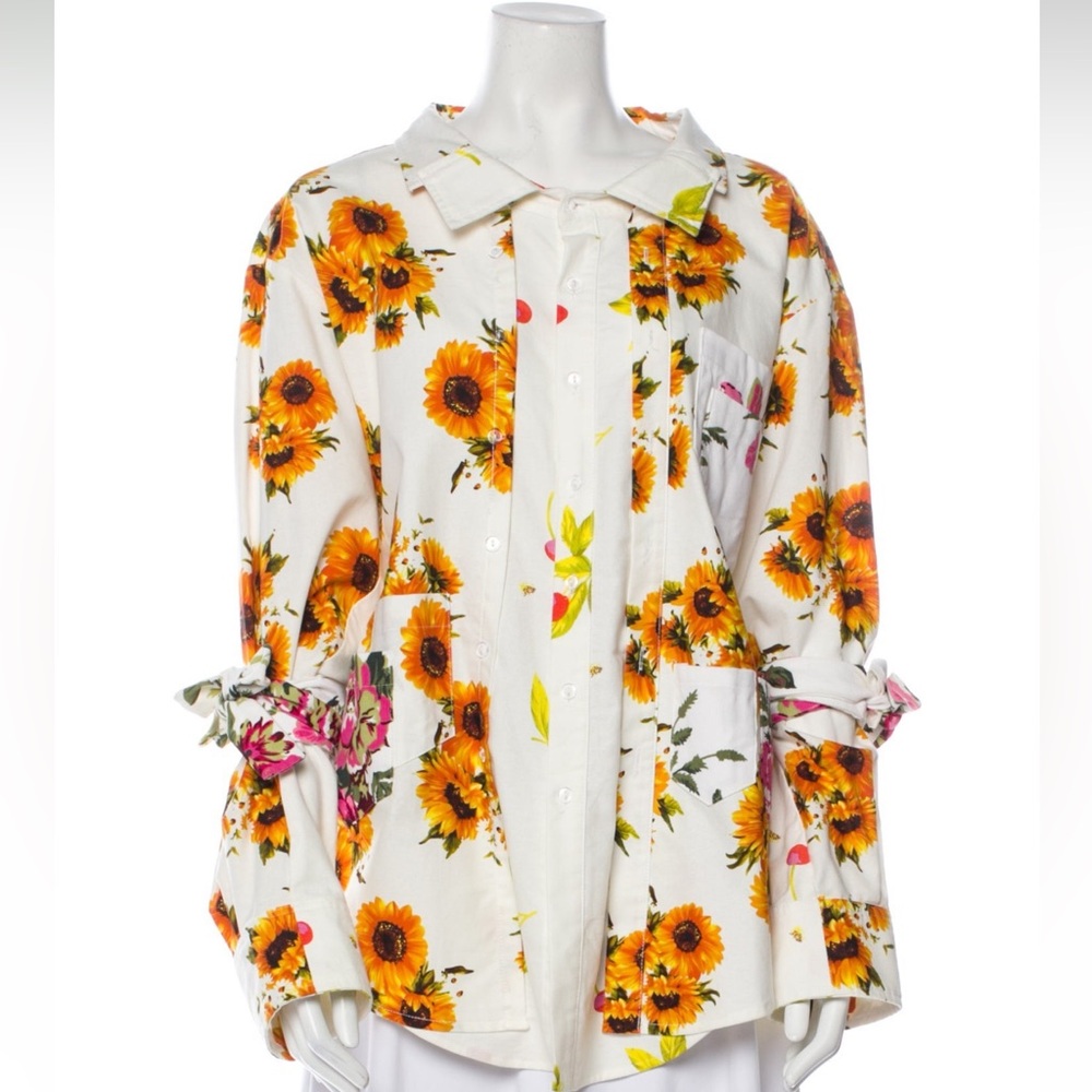 Collina Strada
Floral Print Long Sleeve Button-Up Top